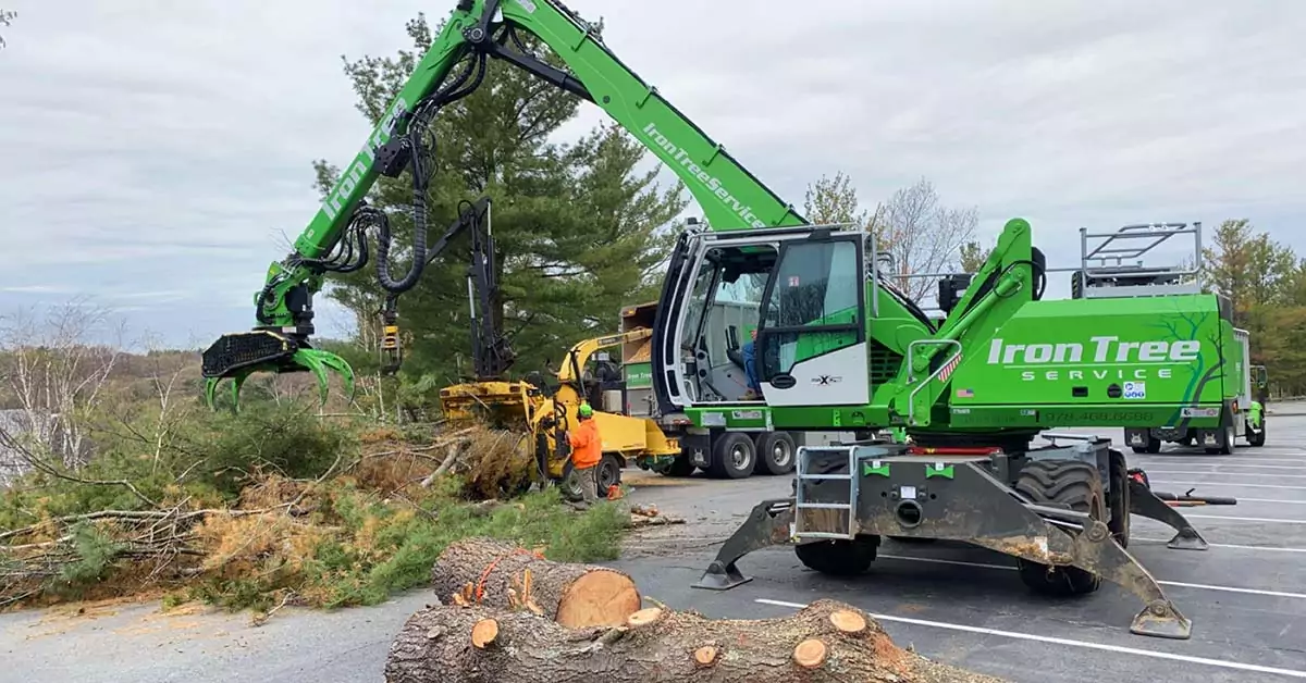 Land Clearing Made Easy: How Iron Tree Service and a Sennebogen 718E Can Help